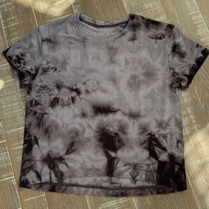 Lululemon Train To Be Short Sleeve Shirt Top S 6 Marble Black Granite